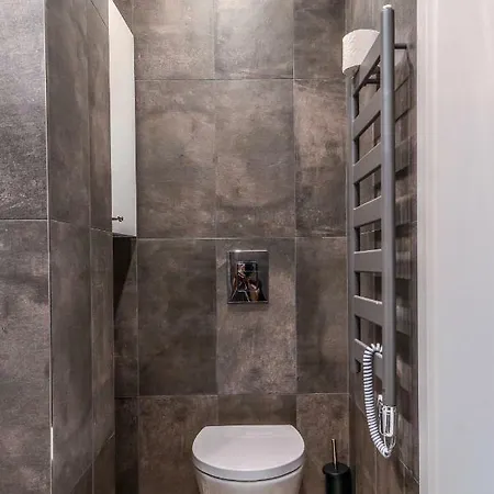 66 - Stylish Two Bedroom In Lozenets District By Flat Mаnager София