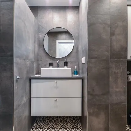 66 - Stylish Two Bedroom In Lozenets District By Flat Mаnager Апартамент София